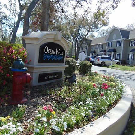 W2 Ocean Walk Resort Upstairs 2 Bed King And Two Twins Next To Back Pool St. Simons Island Exterior foto