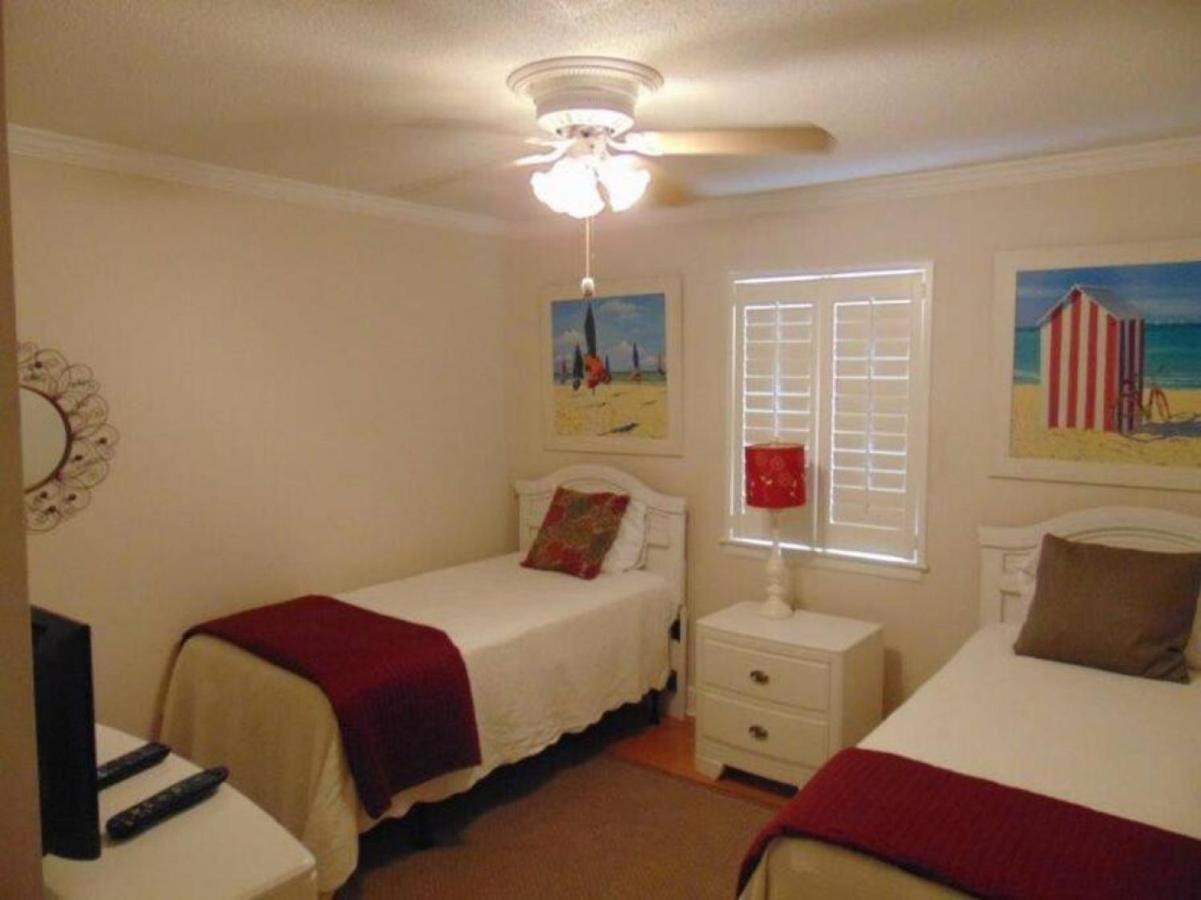 W2 Ocean Walk Resort Upstairs 2 Bed King And Two Twins Next To Back Pool St. Simons Island Exterior foto