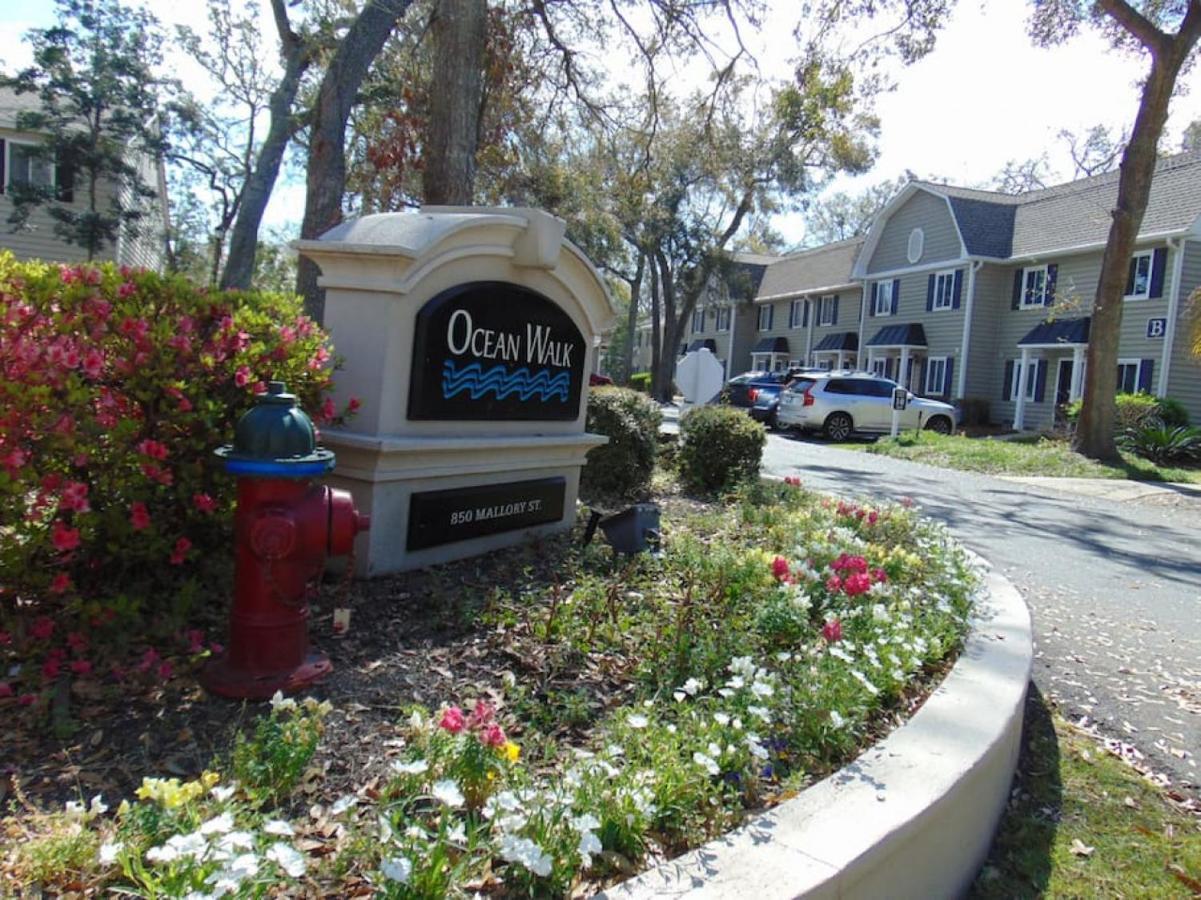 W2 Ocean Walk Resort Upstairs 2 Bed King And Two Twins Next To Back Pool St. Simons Island Exterior foto